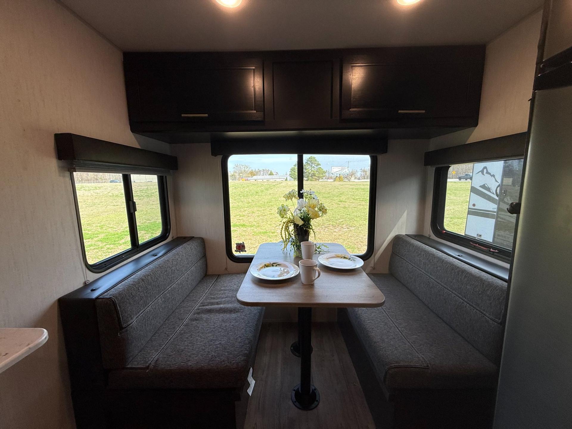 2022 Forest River 2022 Forest River Cherokee Wolf Pup - thumbnail 13