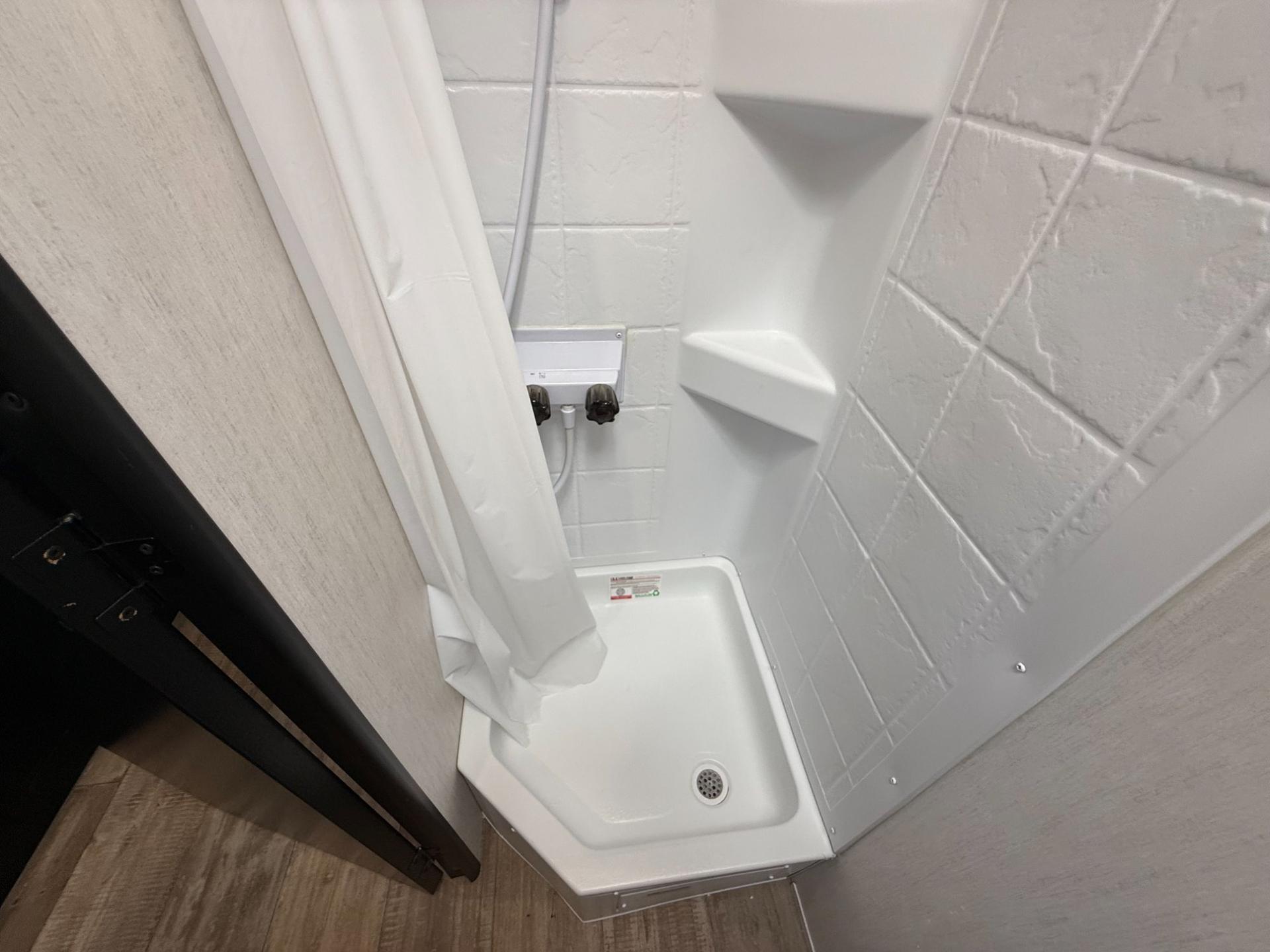 2022 Forest River 2022 Forest River Cherokee Wolf Pup - thumbnail 17