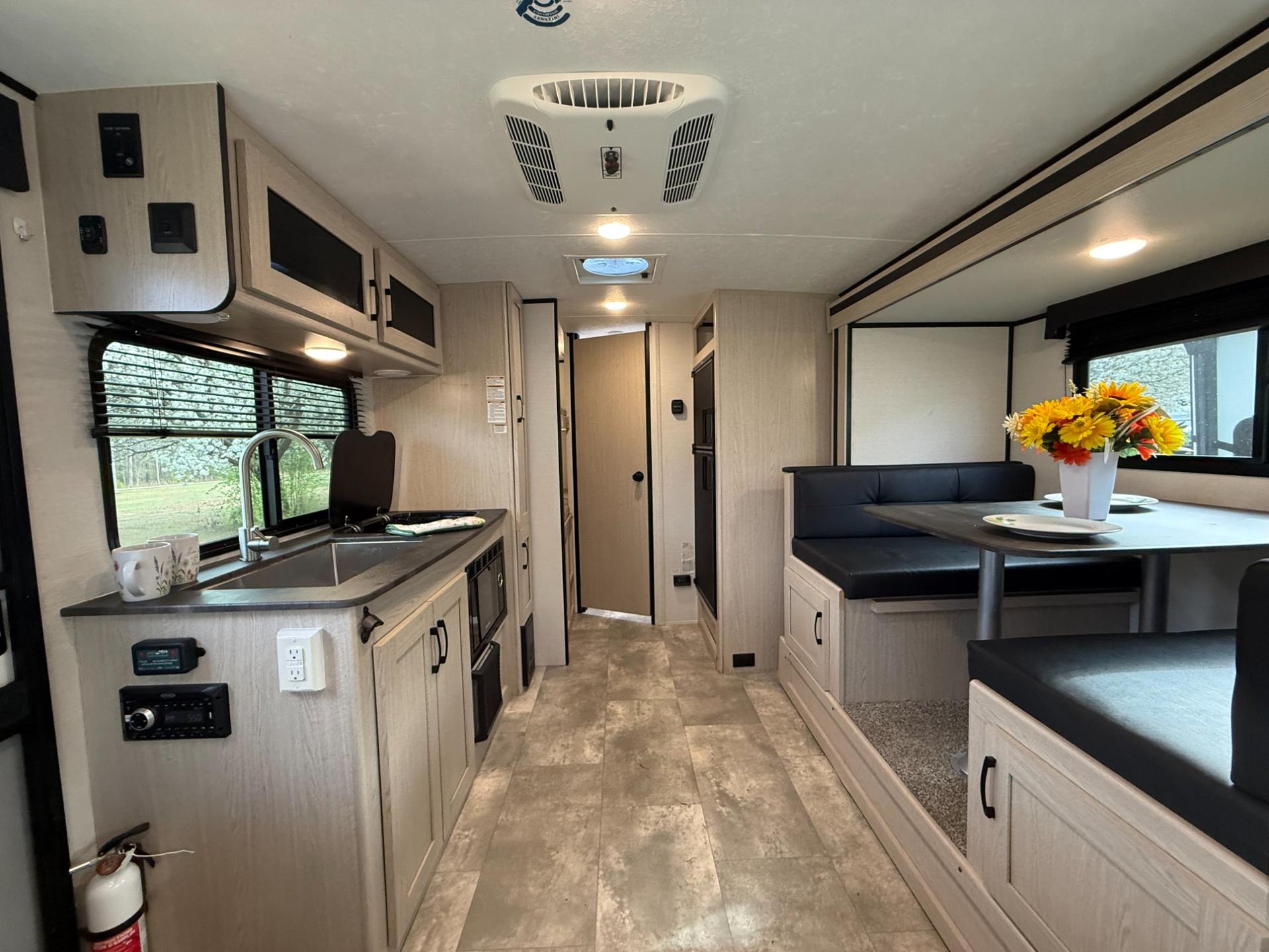 2022 Coachmen 2022 Coachmen Apex Nano - thumbnail 7