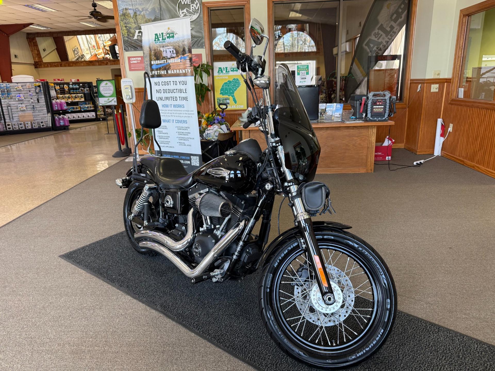 2015 Harley-Davidson Dyna Street Bob