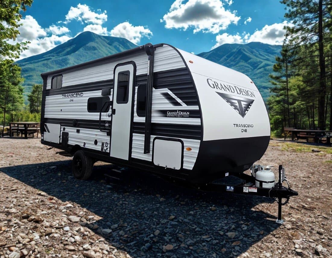 2026 Grand Design Transcend 161BH