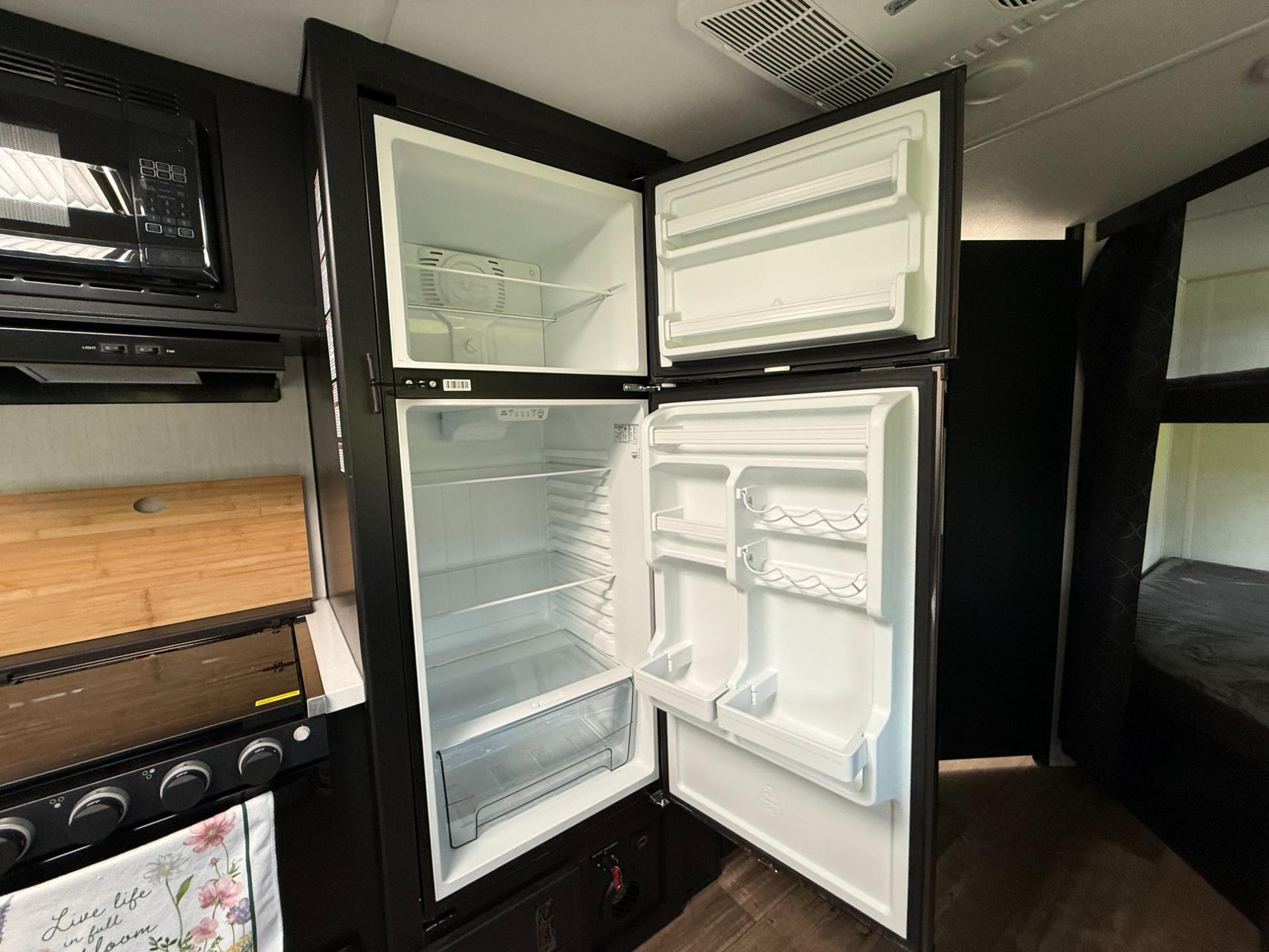 2023 Forest River 2023 Forest River Cherokee Grey Wolf Black Label - thumbnail 13