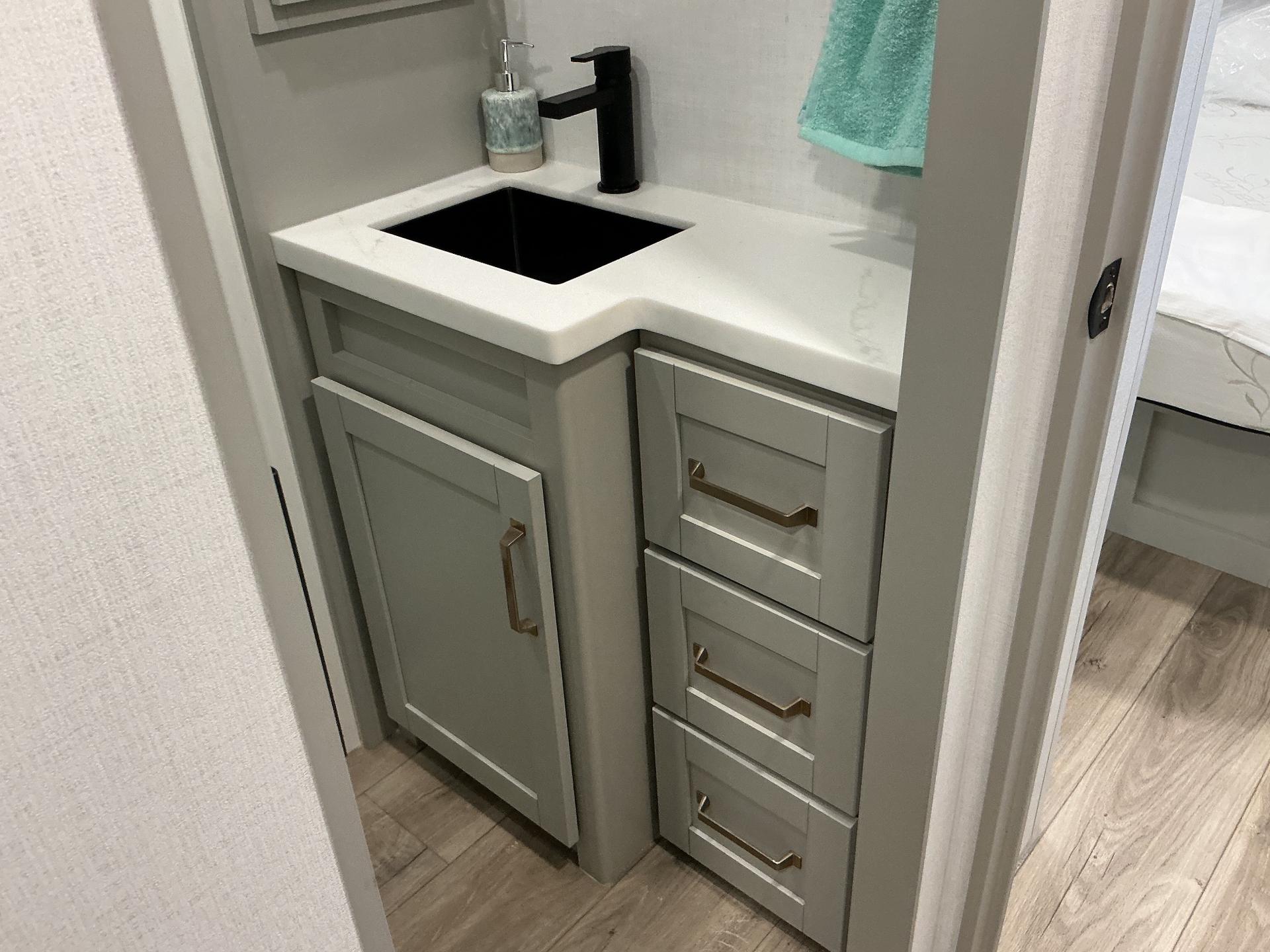 2025 Brinkley RV 2025 Brinkley RV Model Z - thumbnail 22