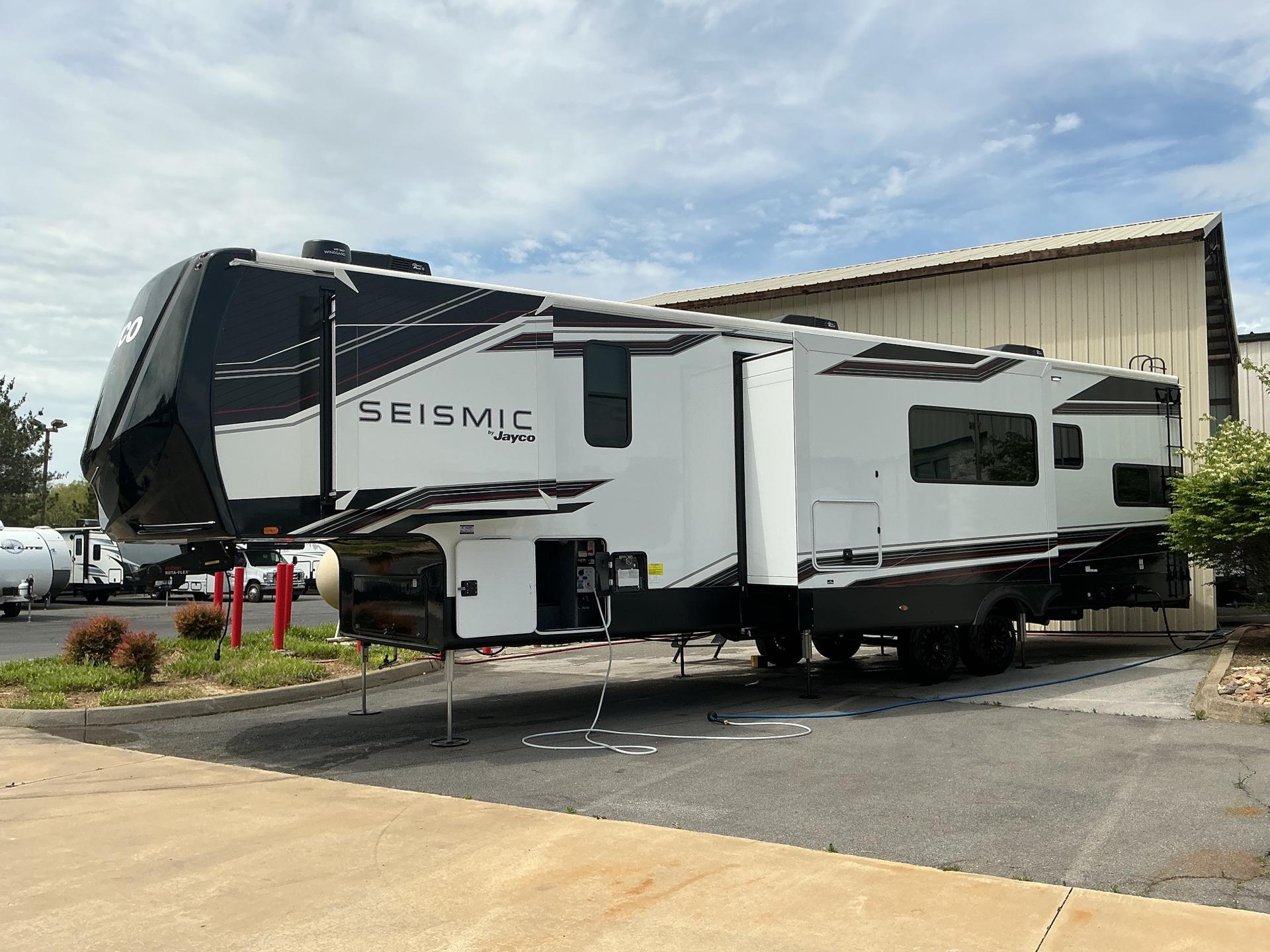 2026 Jayco 2026 Jayco Seismic - thumbnail 29