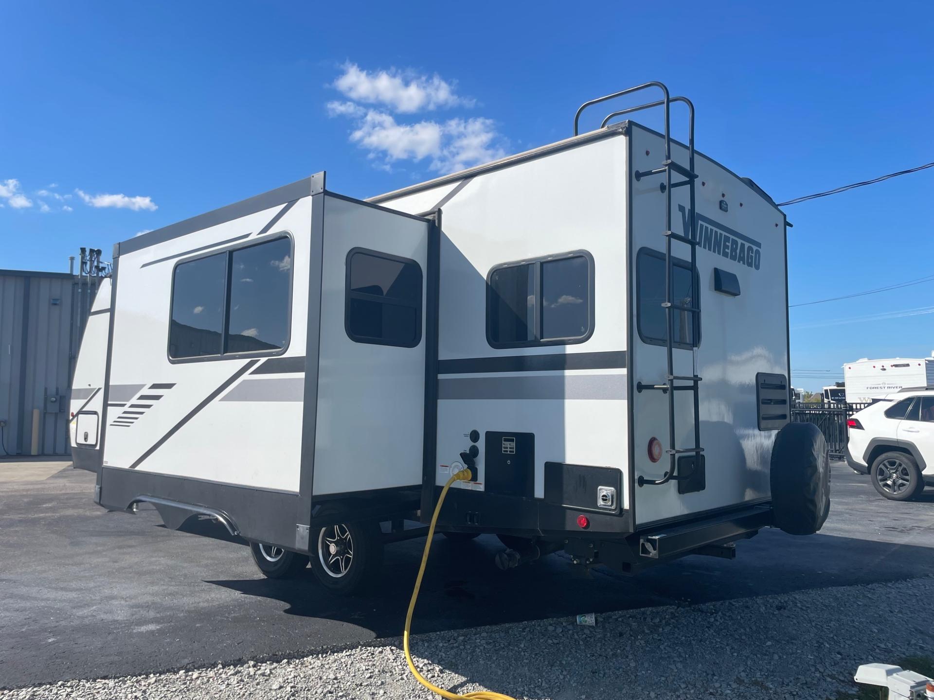 2022 Winnebago 2022 Winnebago Minnie - thumbnail 3
