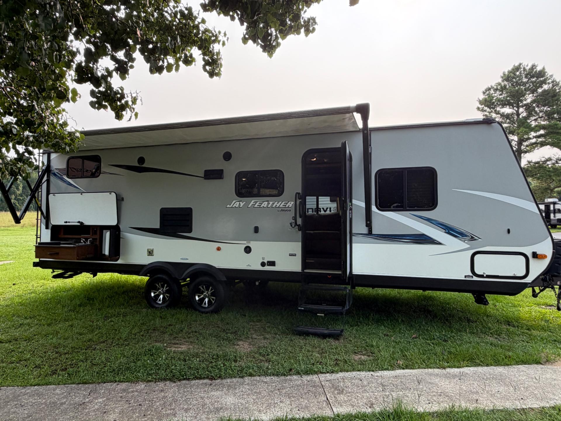 2017 Jayco 2017 Jayco Jay Feather - thumbnail 5