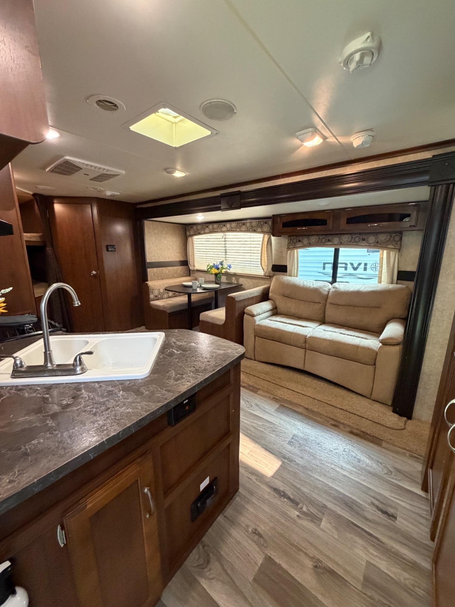 2017 Jayco 2017 Jayco Jay Feather - thumbnail 10