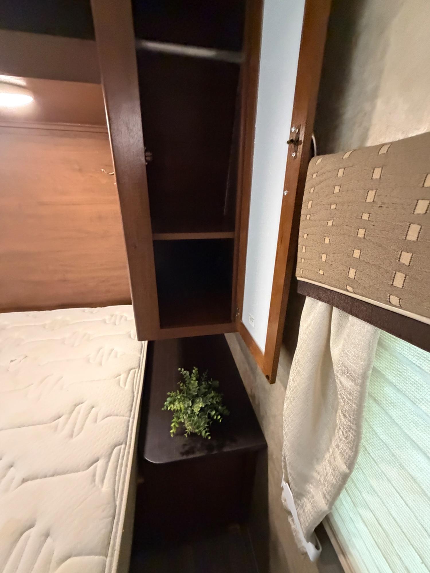 2017 Jayco 2017 Jayco Jay Feather - thumbnail 35