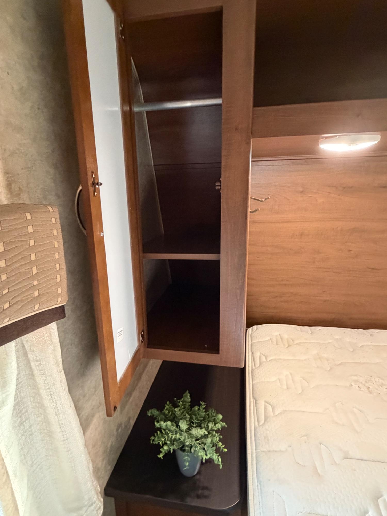 2017 Jayco 2017 Jayco Jay Feather - thumbnail 38
