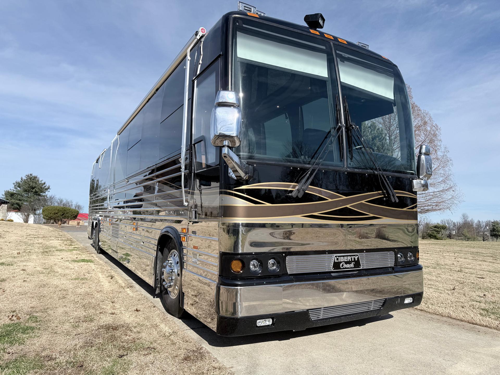 2001 Prevost 2001 Prevost Liberty - thumbnail 2