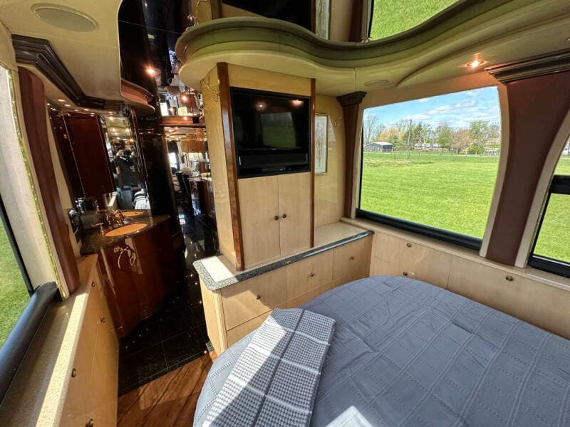 2001 Prevost 2001 Prevost Liberty - thumbnail 49