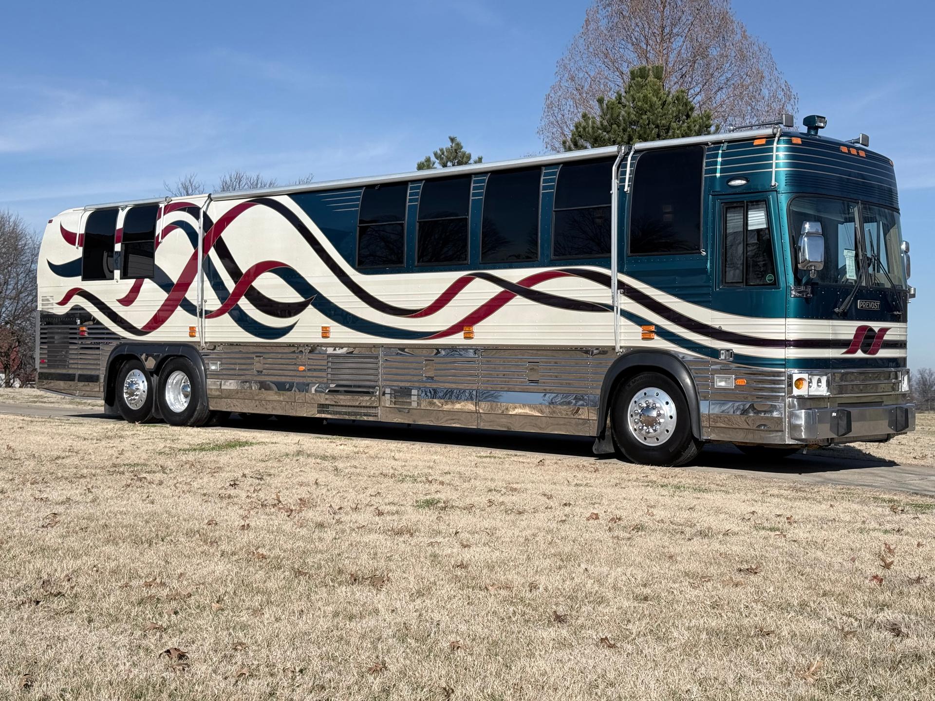 1998 Prevost 1998 Prevost Prevost - thumbnail 3
