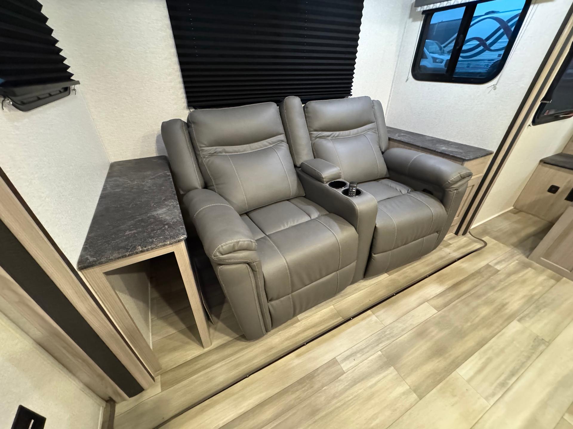 2024 Coachmen 2024 Coachmen Northern Spirit - thumbnail 6