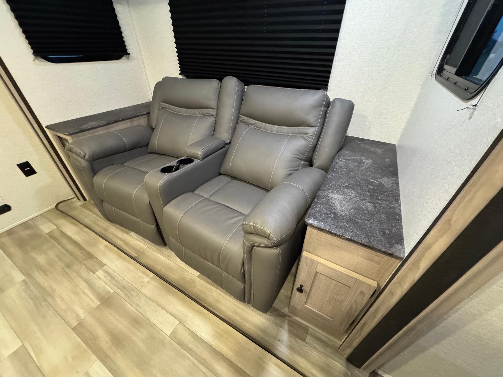 2024 Coachmen 2024 Coachmen Northern Spirit - thumbnail 8