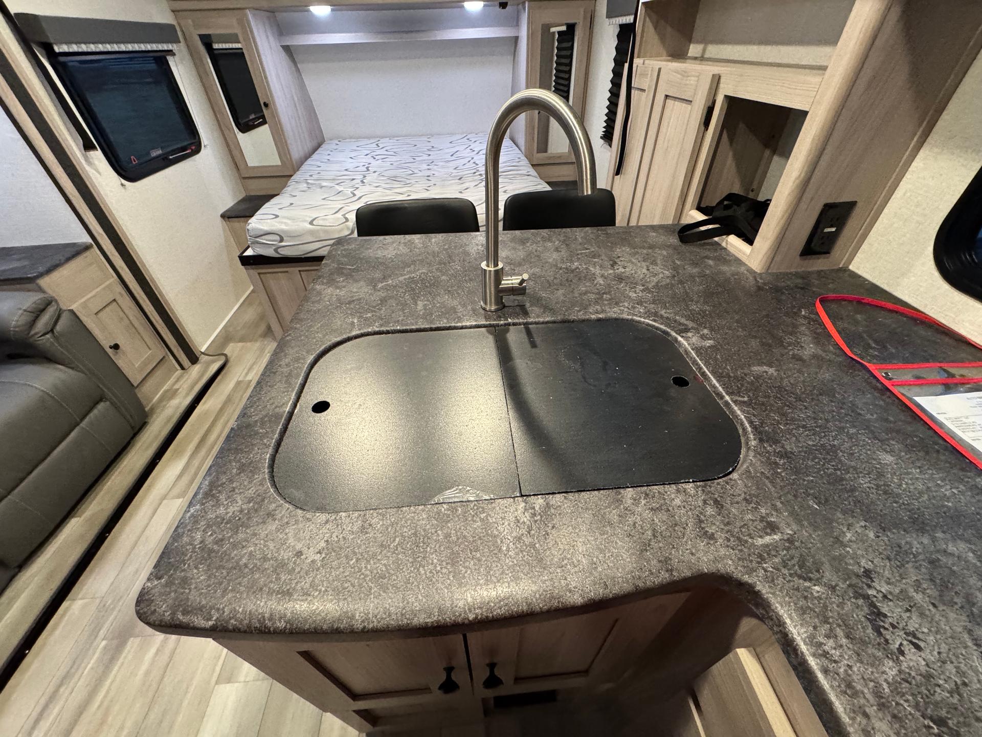 2024 Coachmen 2024 Coachmen Northern Spirit - thumbnail 17