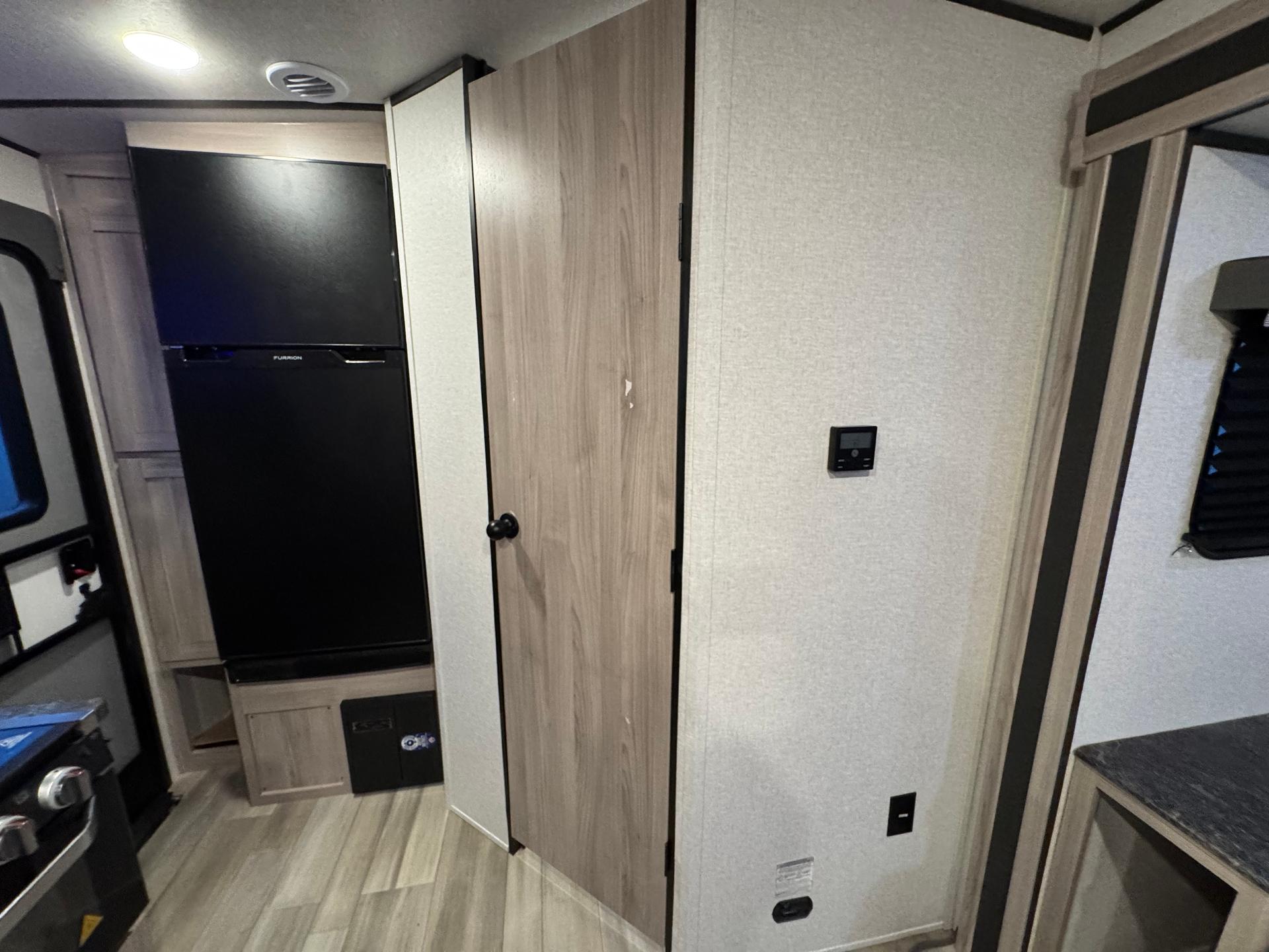 2024 Coachmen 2024 Coachmen Northern Spirit - thumbnail 38