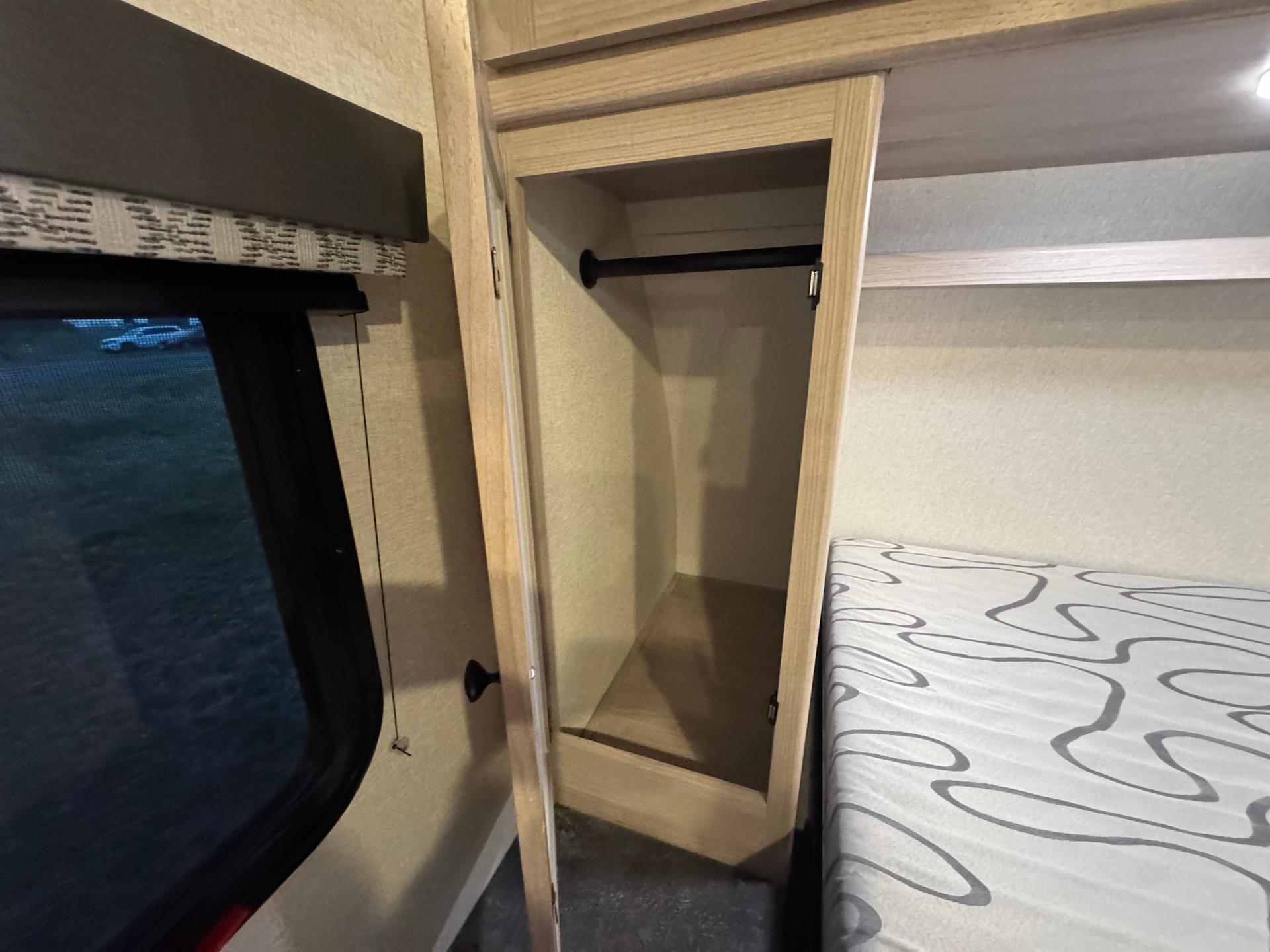 2024 Coachmen 2024 Coachmen Northern Spirit - thumbnail 56