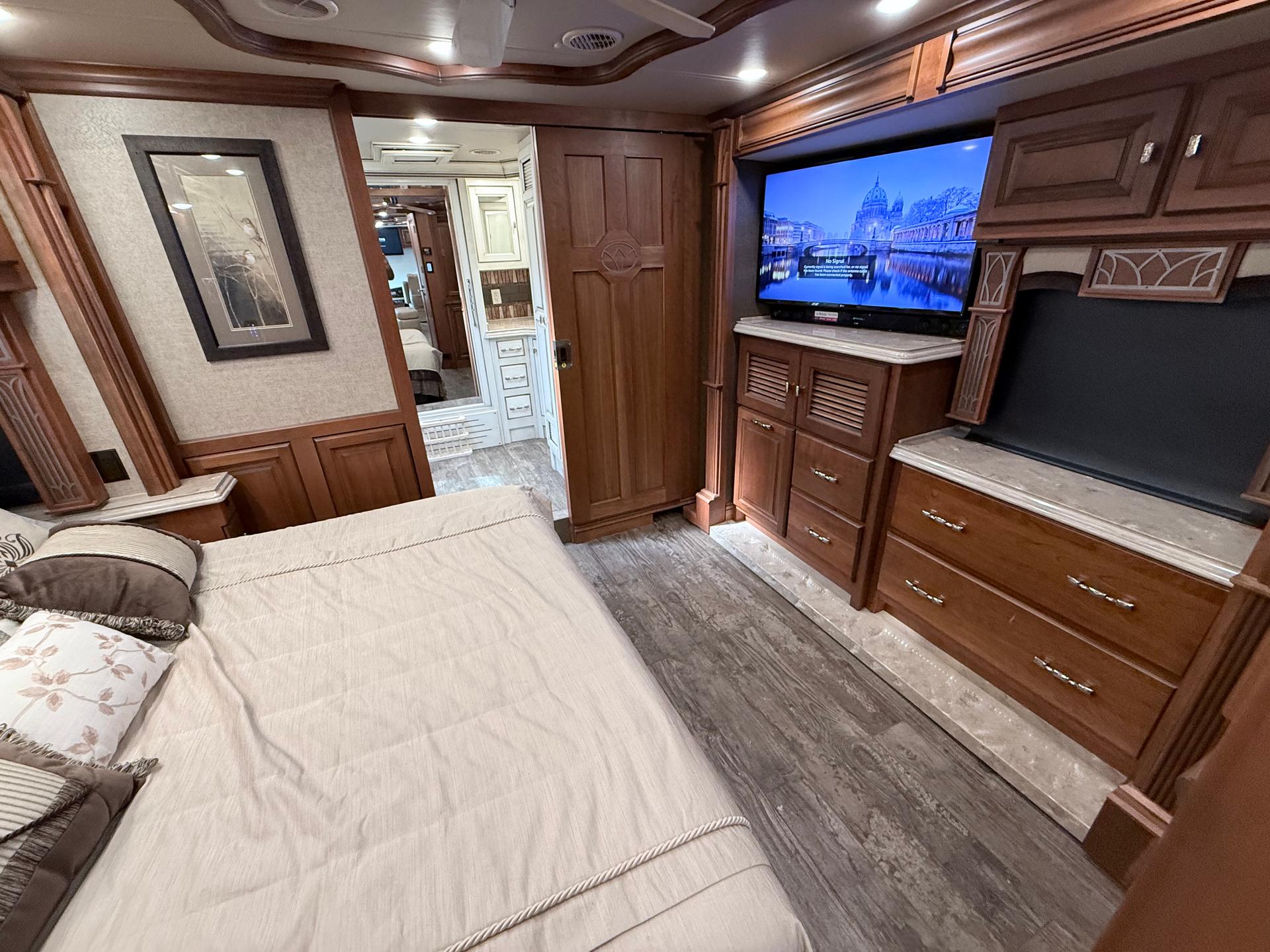 2017 Tiffin Motorhomes 2017 Tiffin Motorhomes Allegro Bus - thumbnail 29