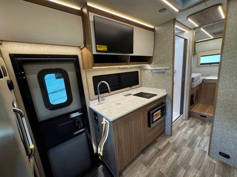2026 TIFFIN MOTORHOMES 2026 TIFFIN MOTORHOMES Wayfarer - thumbnail 16