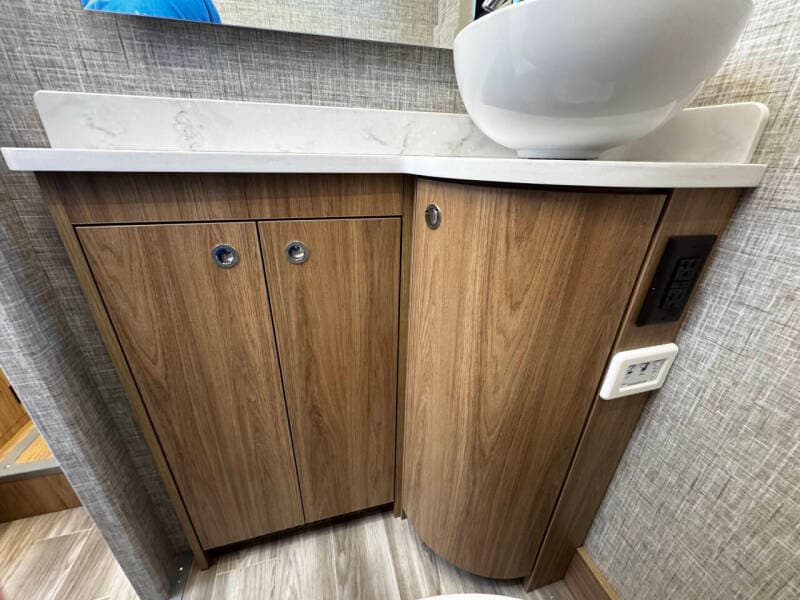 2026 TIFFIN MOTORHOMES 2026 TIFFIN MOTORHOMES Wayfarer - thumbnail 29