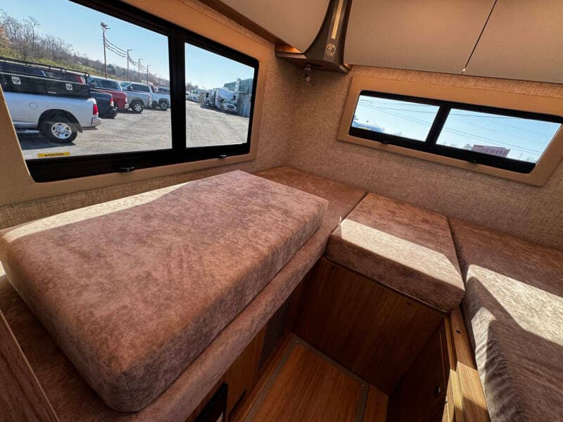 2026 TIFFIN MOTORHOMES 2026 TIFFIN MOTORHOMES Wayfarer - thumbnail 32