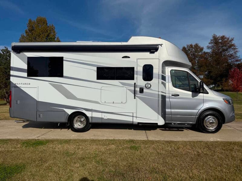 2026 Tiffin Motorhomes 2026 Tiffin Motorhomes Wayfarer - thumbnail 4