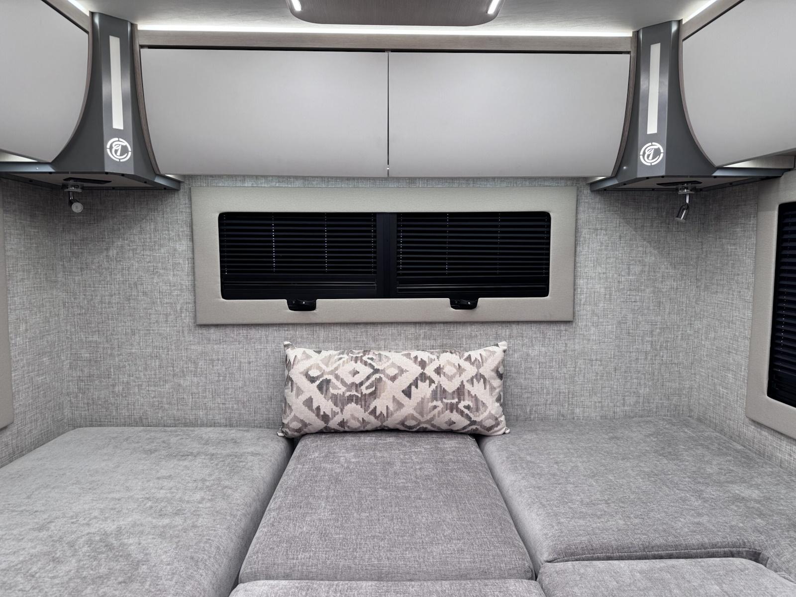 2026 Tiffin Motorhomes 2026 Tiffin Motorhomes Wayfarer - thumbnail 16