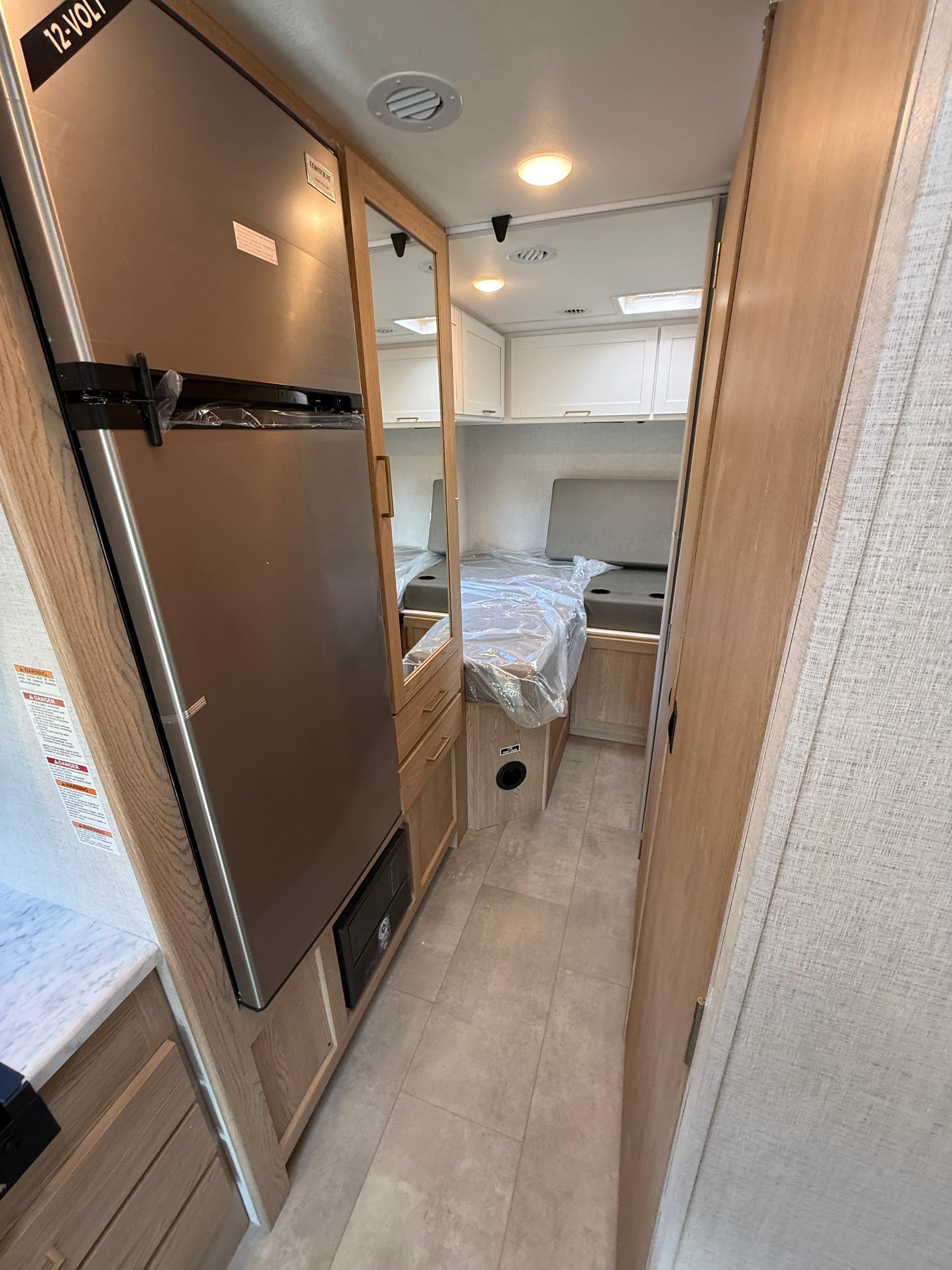 2026 Thor Motor Coach 2026 Thor Motor Coach Chateau - thumbnail 18