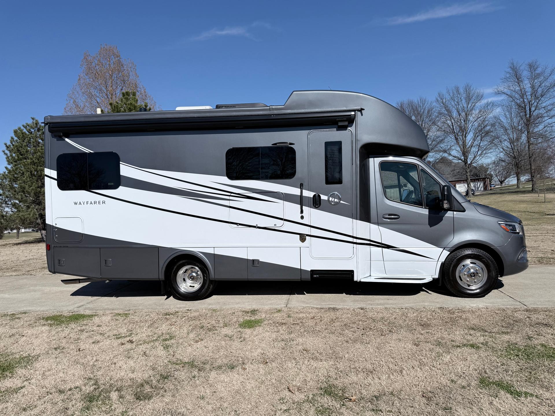 2023 Tiffin Motorhomes 2023 Tiffin Motorhomes Wayfarer - thumbnail 3