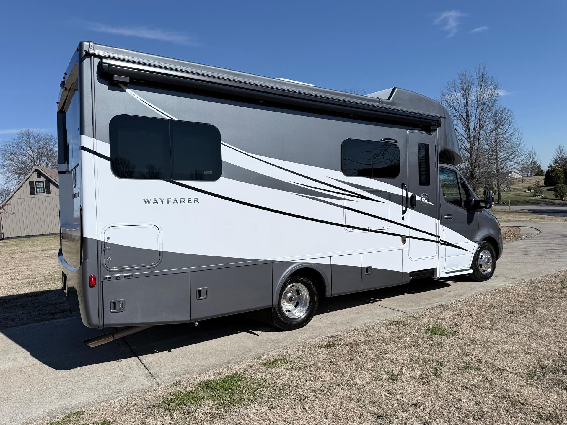 2023 Tiffin Motorhomes 2023 Tiffin Motorhomes Wayfarer - thumbnail 4