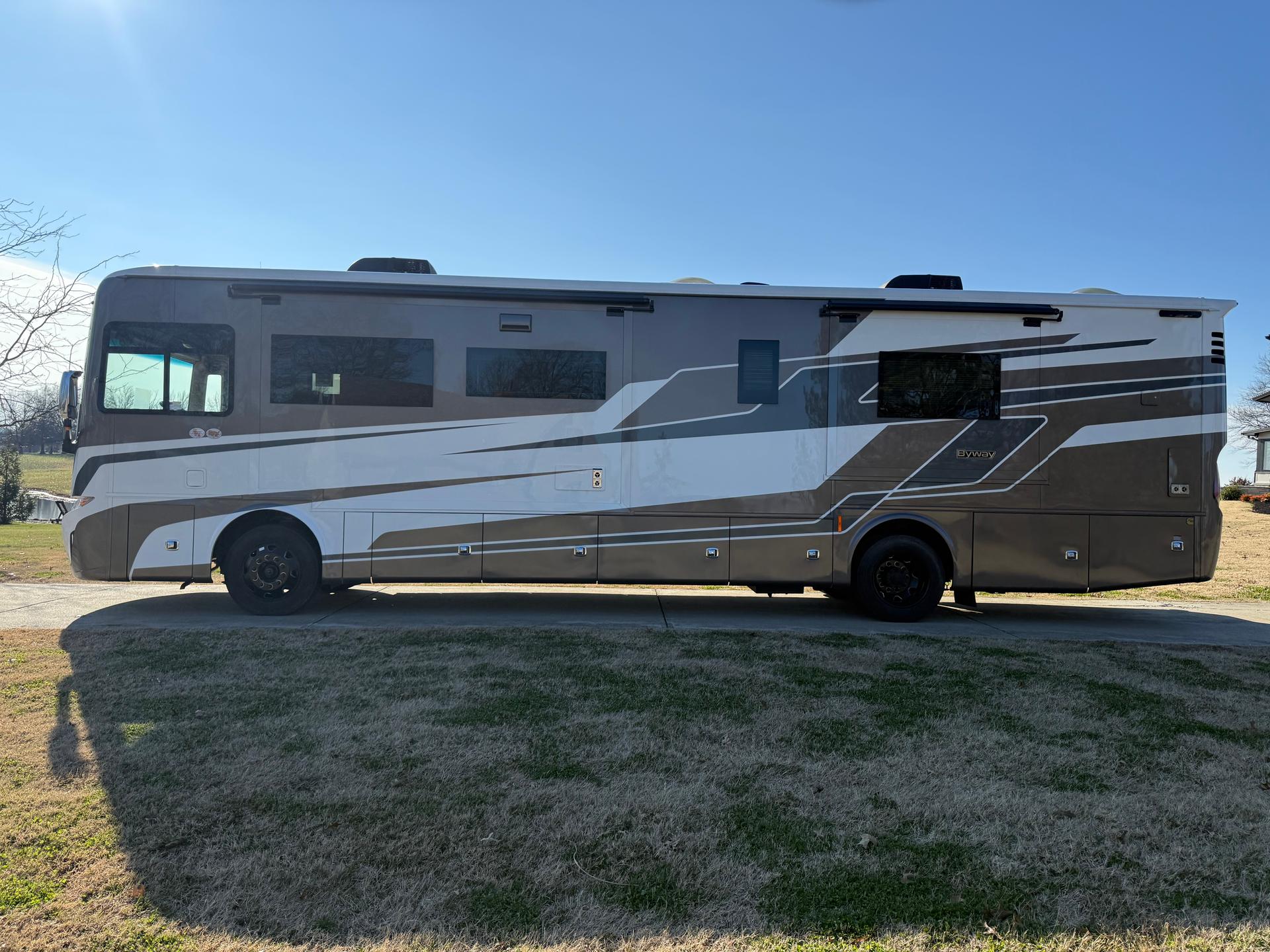 2026 Tiffin Motorhomes 2026 Tiffin Motorhomes Byway - thumbnail 7