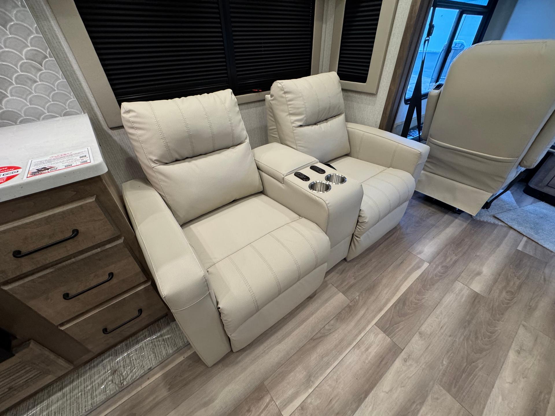 2026 Tiffin Motorhomes 2026 Tiffin Motorhomes Byway - thumbnail 12