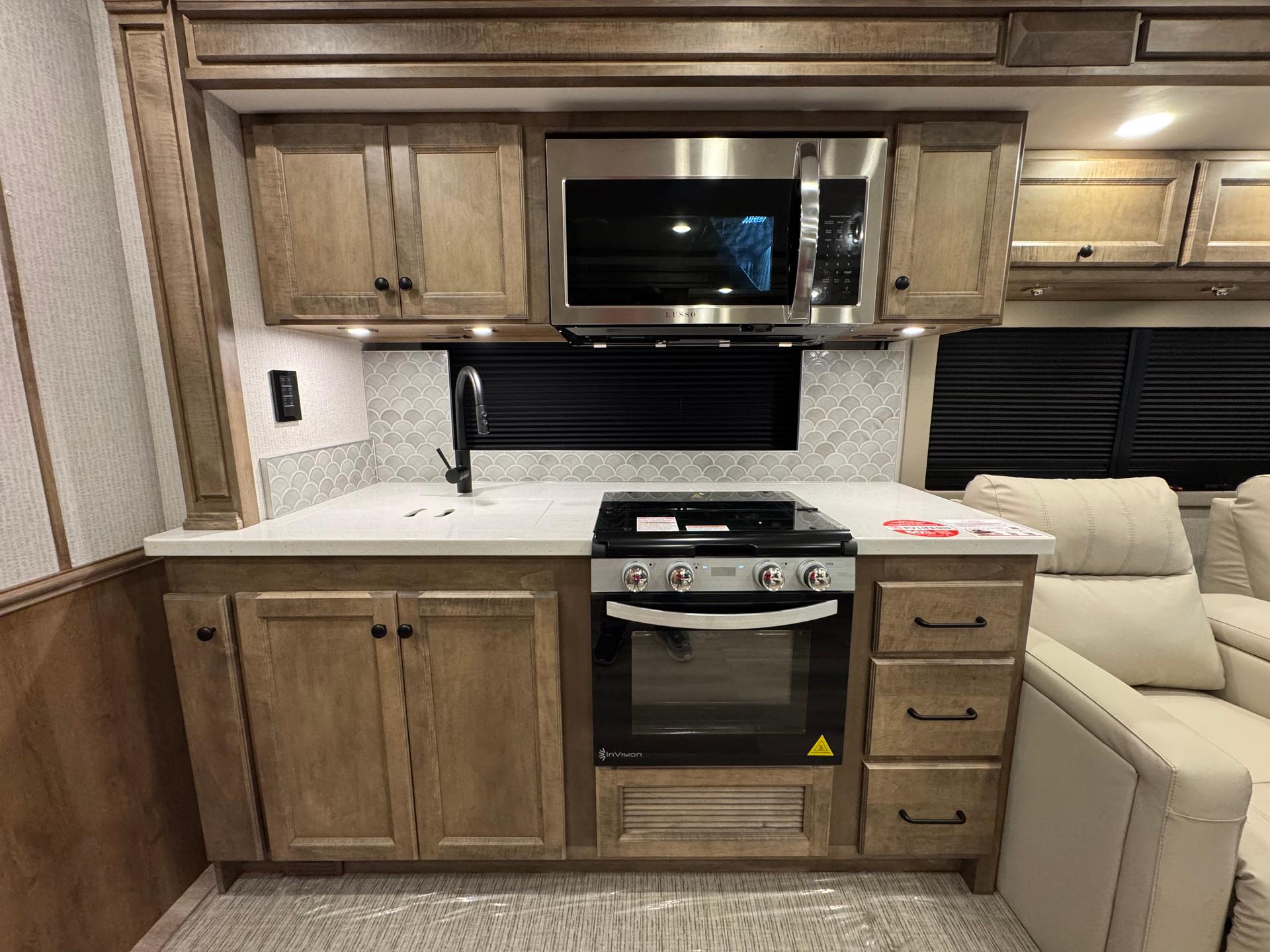 2026 Tiffin Motorhomes 2026 Tiffin Motorhomes Byway - thumbnail 17