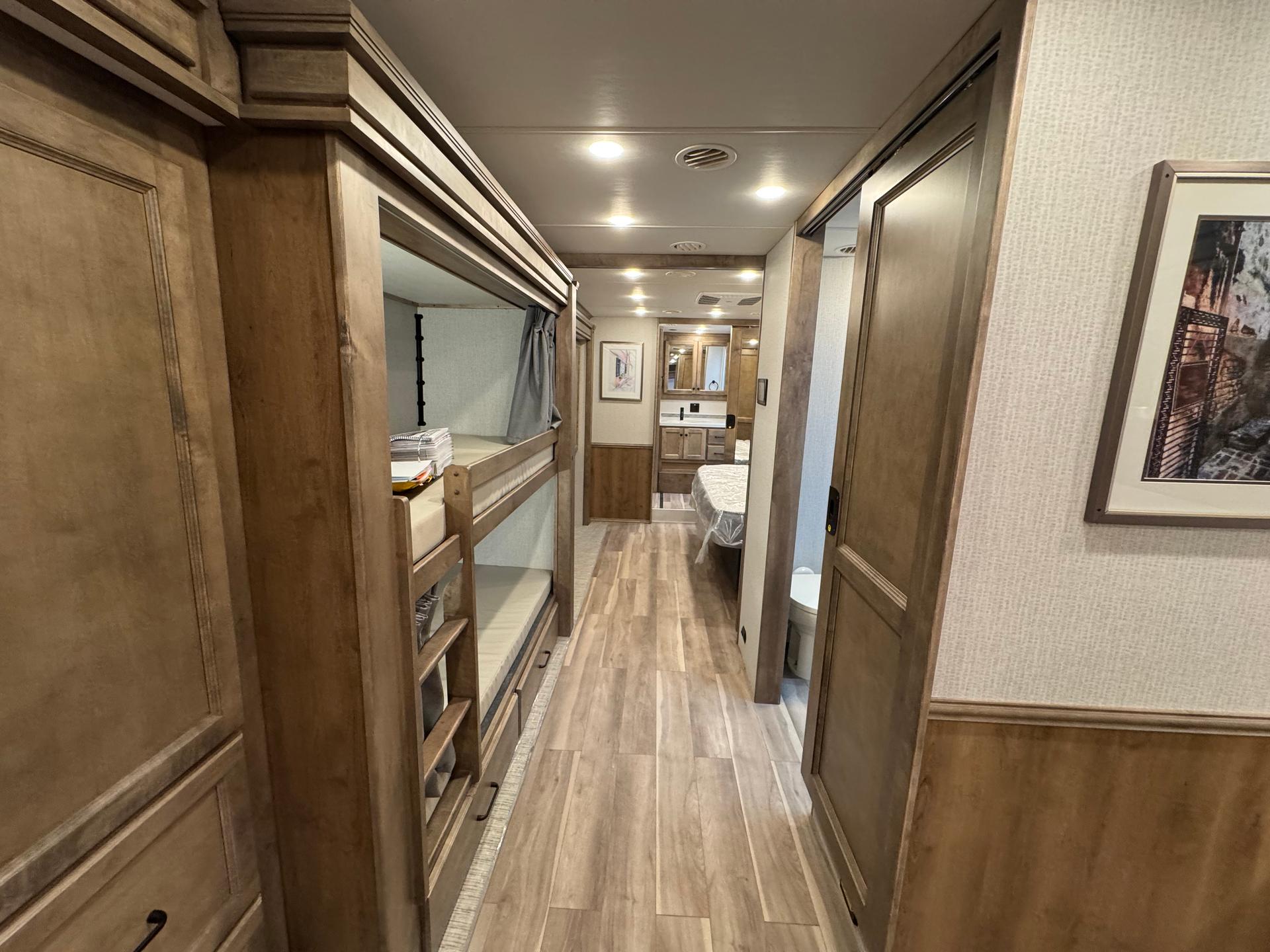 2026 Tiffin Motorhomes 2026 Tiffin Motorhomes Byway - thumbnail 38