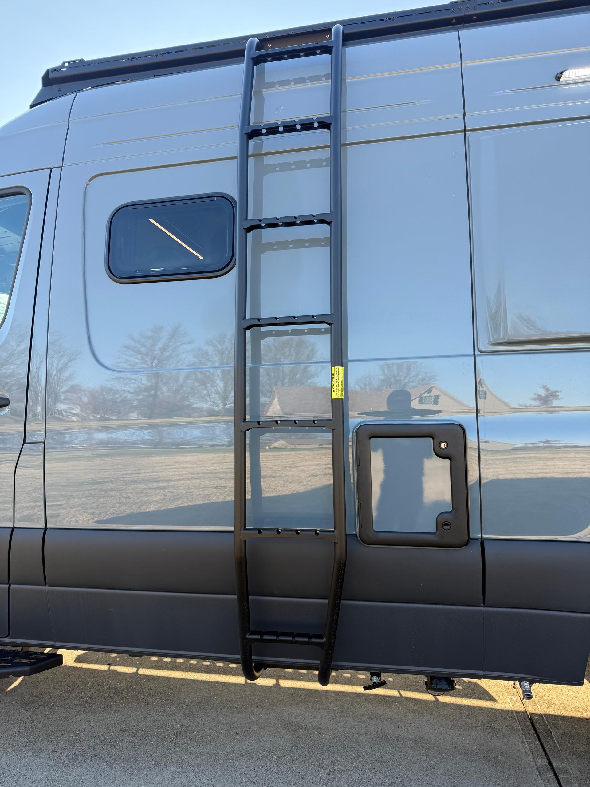 2026 Tiffin Motorhomes 2026 Tiffin Motorhomes Adventure Van - thumbnail 9
