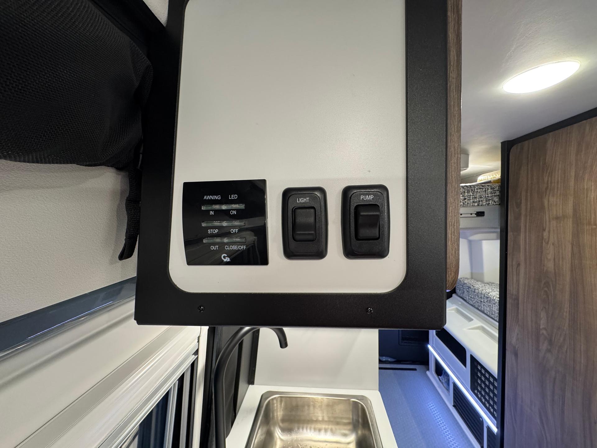 2026 Tiffin Motorhomes 2026 Tiffin Motorhomes Adventure Van - thumbnail 21