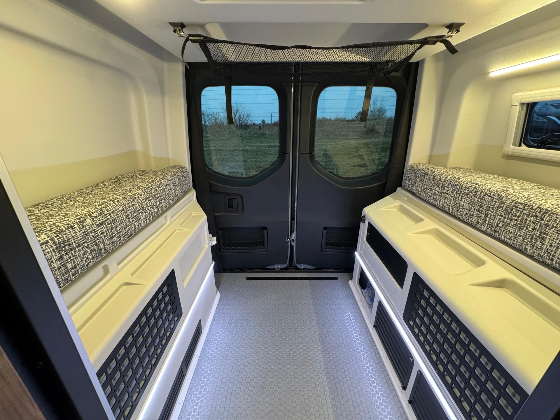 2026 Tiffin Motorhomes 2026 Tiffin Motorhomes Adventure Van - thumbnail 34