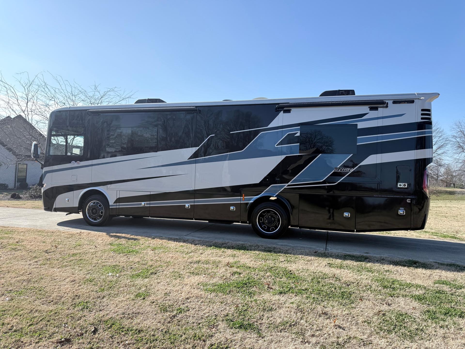 2026 Tiffin Motorhomes 2026 Tiffin Motorhomes Byway - thumbnail 6