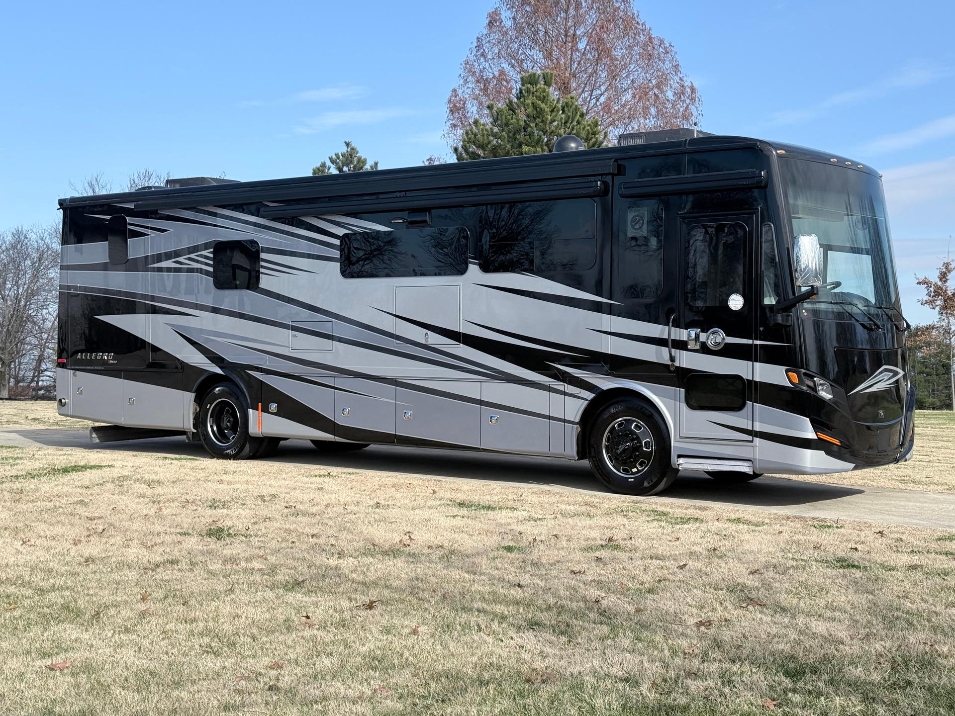 2026 Tiffin Motorhomes Allegro Red 37BA