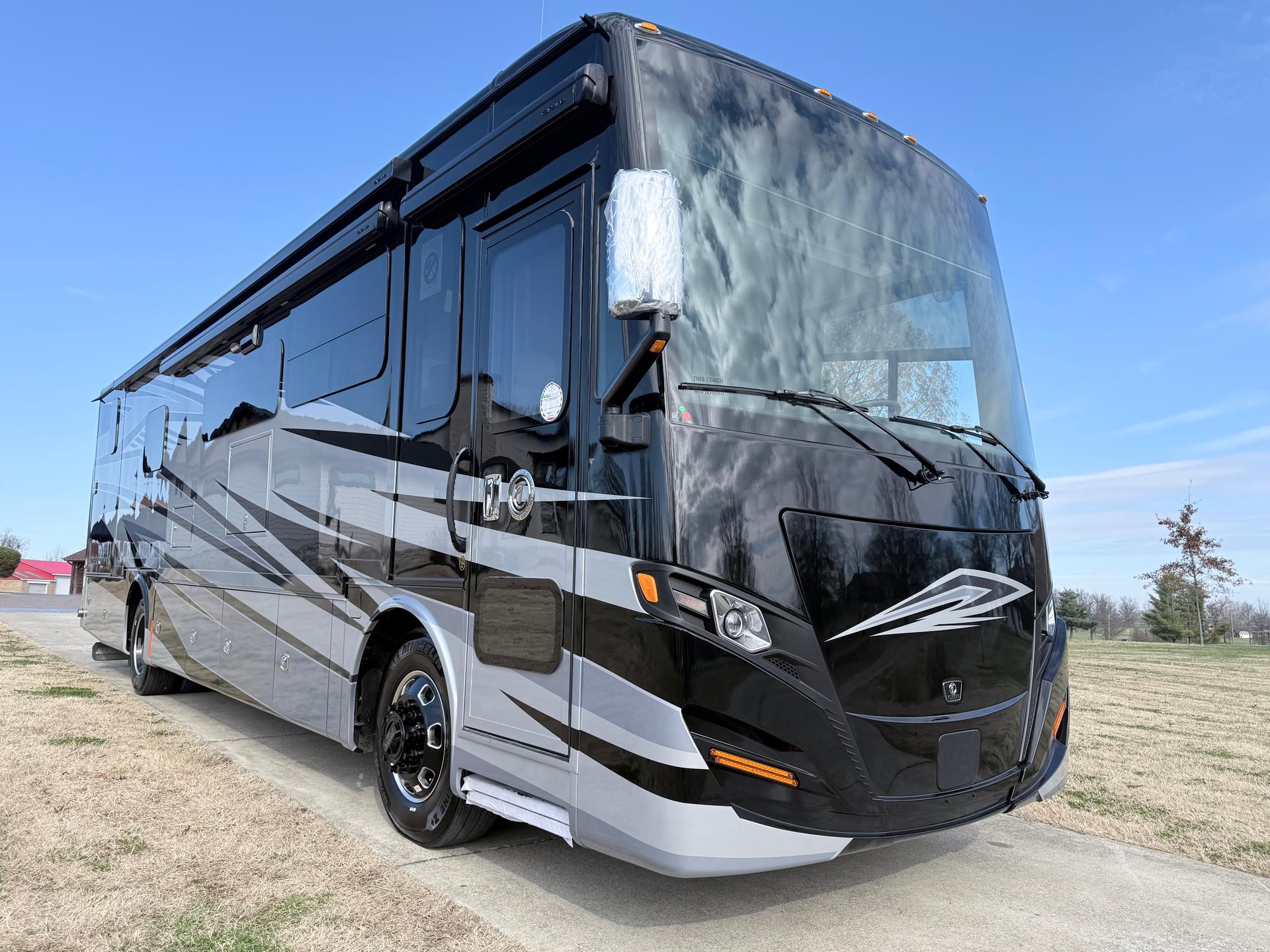 2026 Tiffin Motorhomes 2026 Tiffin Motorhomes Allegro Red - thumbnail 11