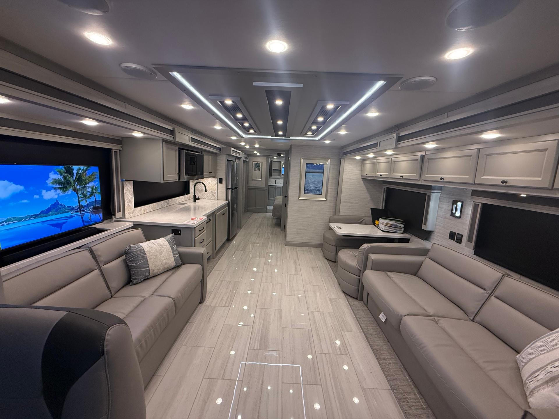 2026 Tiffin Motorhomes 2026 Tiffin Motorhomes Allegro Red - thumbnail 23