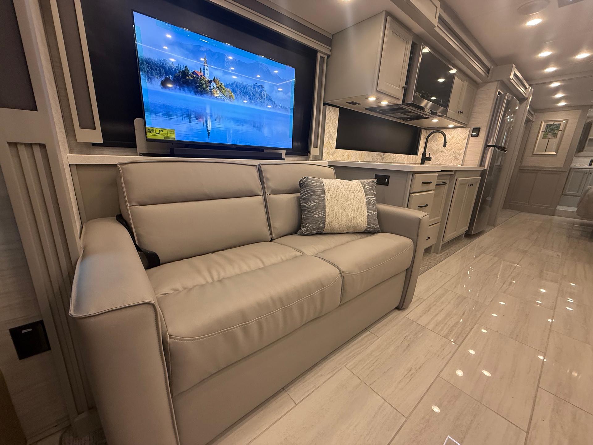 2026 Tiffin Motorhomes 2026 Tiffin Motorhomes Allegro Red - thumbnail 26