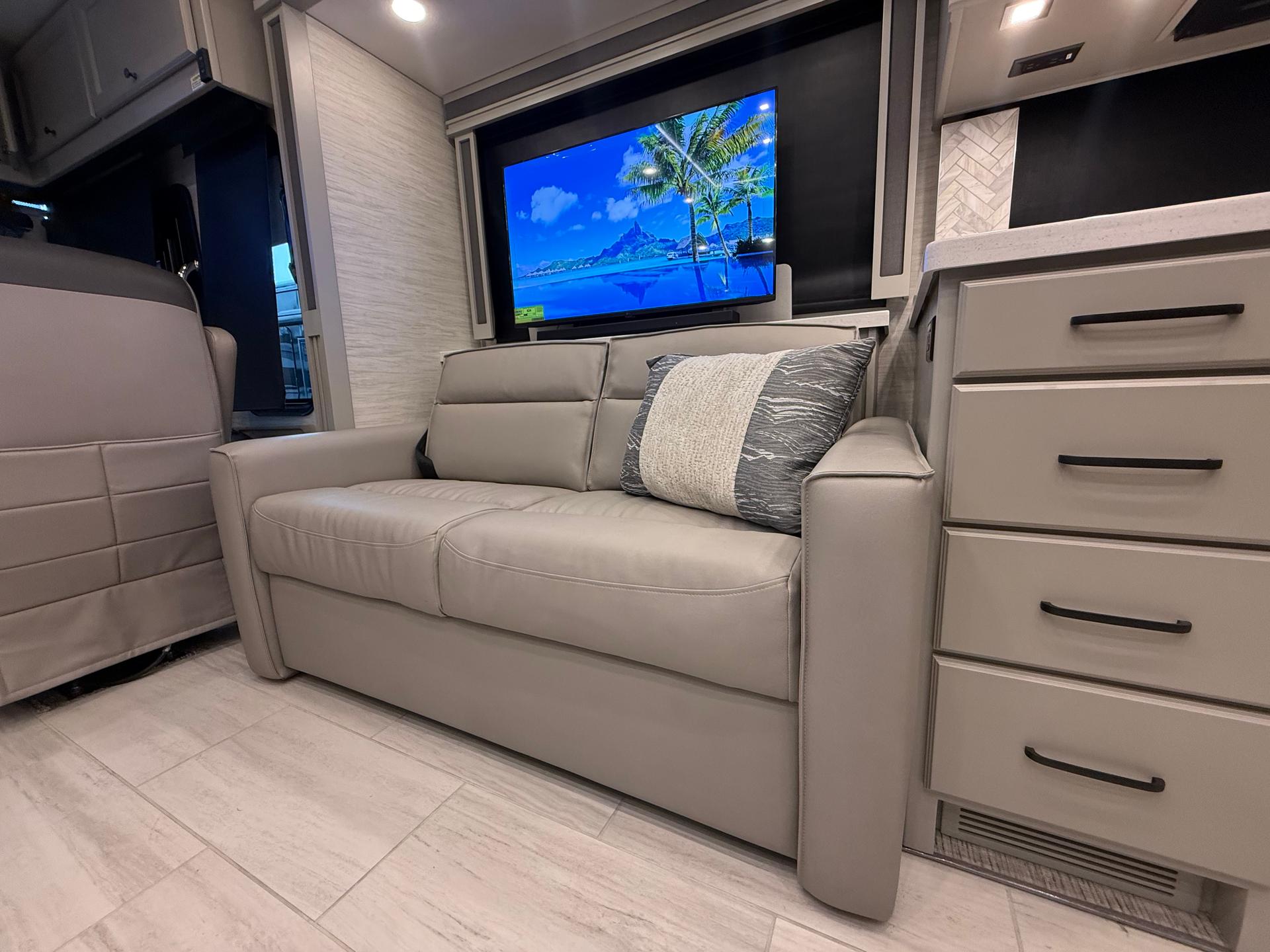 2026 Tiffin Motorhomes 2026 Tiffin Motorhomes Allegro Red - thumbnail 27