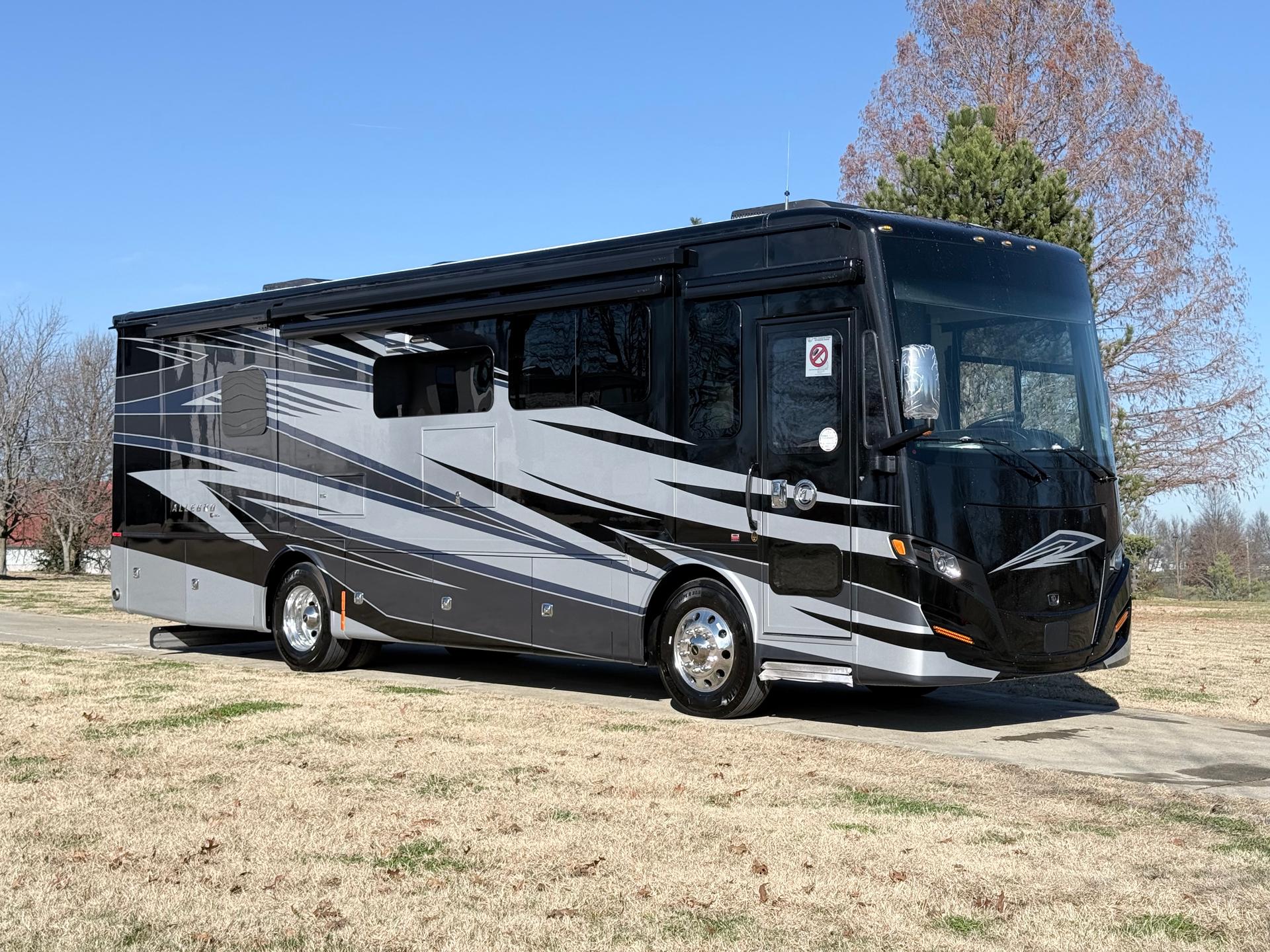 2026 Tiffin Motorhomes 2026 Tiffin Motorhomes Allegro Red - thumbnail 4
