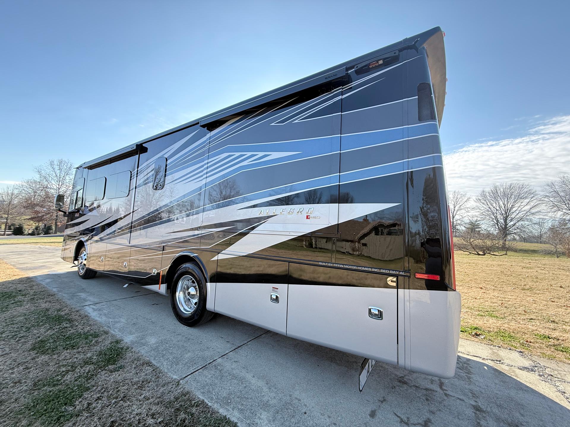 2026 Tiffin Motorhomes 2026 Tiffin Motorhomes Allegro Red - thumbnail 8