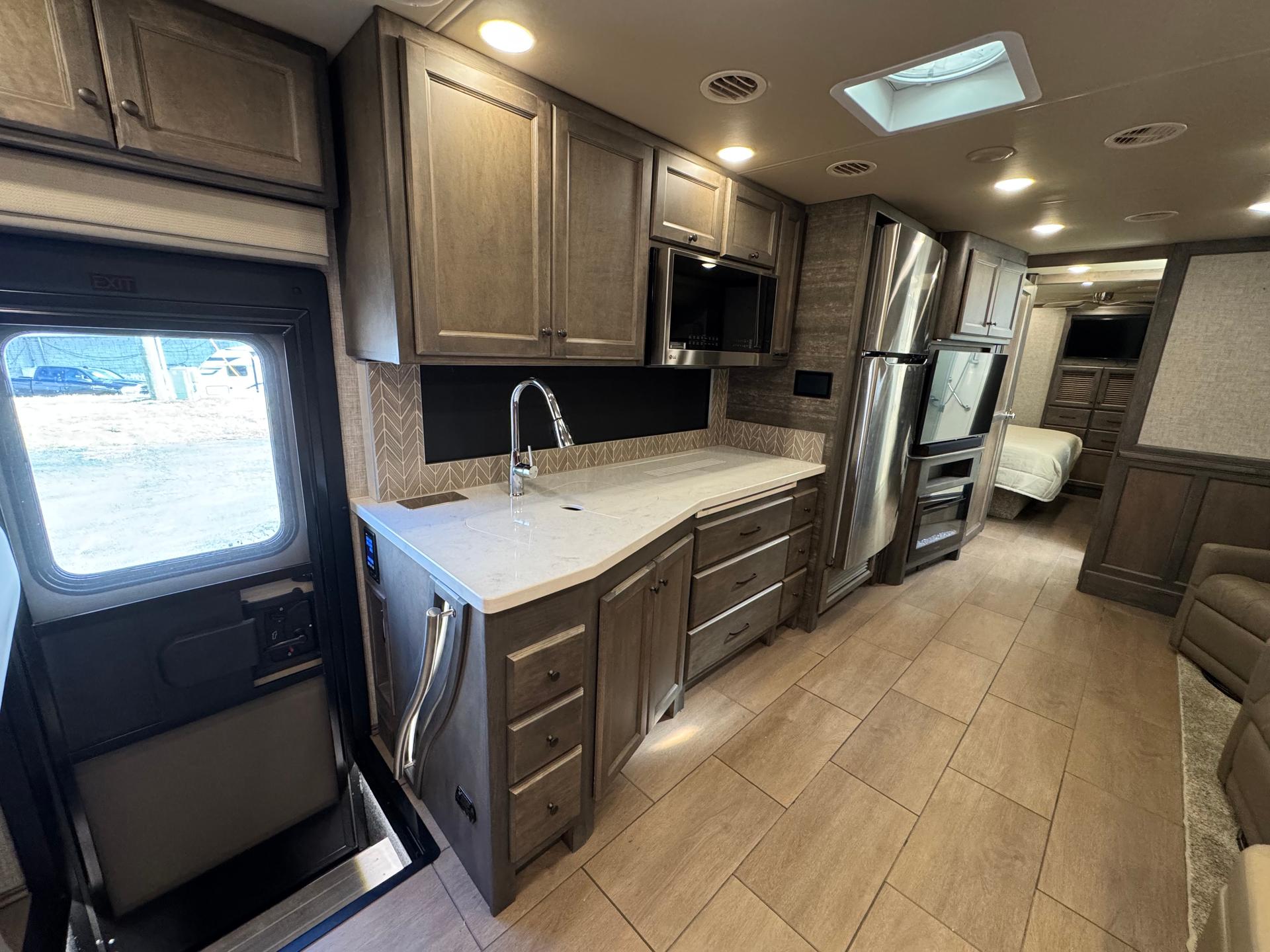 2023 Tiffin Motorhomes 2023 Tiffin Motorhomes Allegro Open Road - thumbnail 22