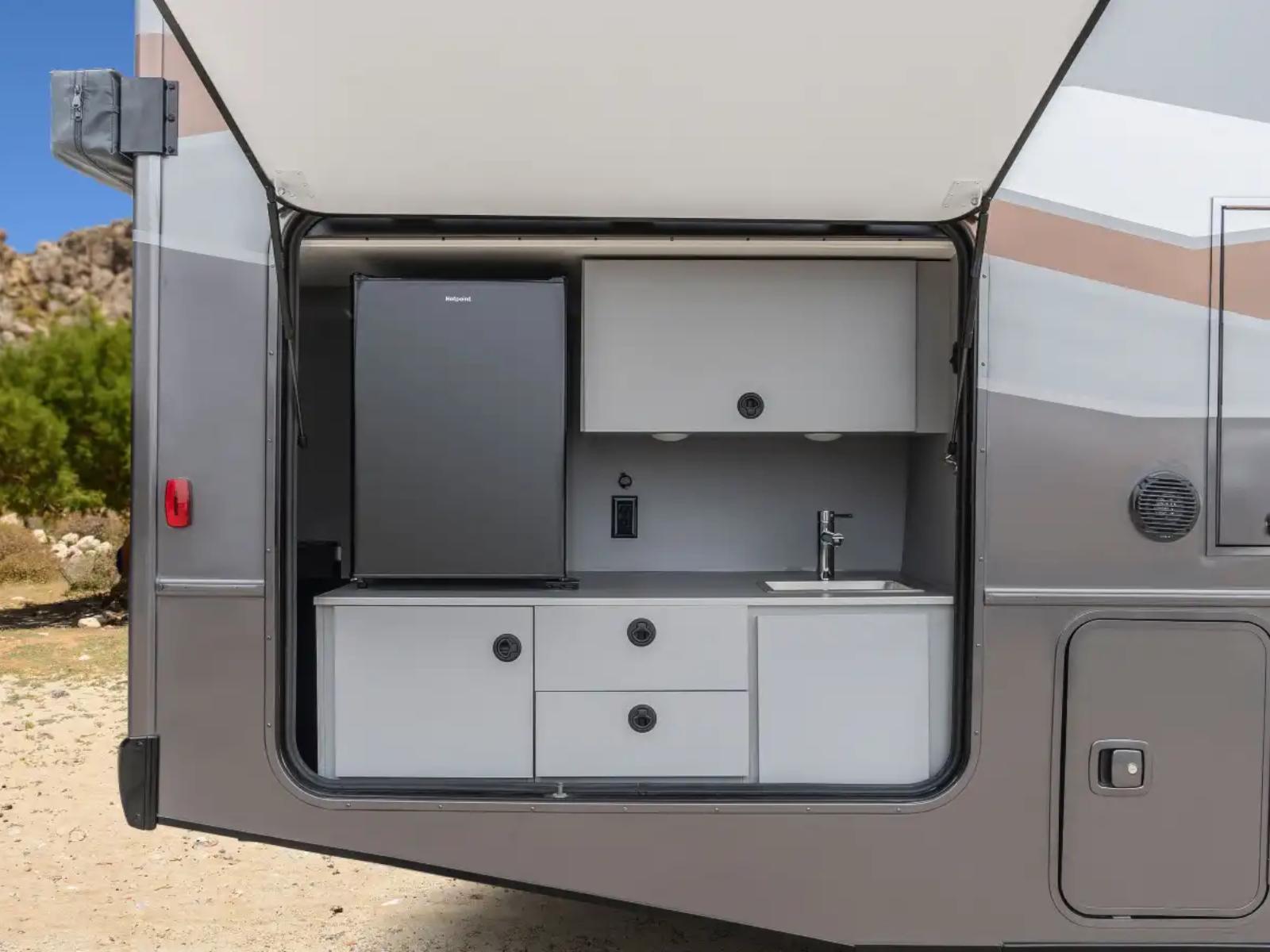2024 Winnebago 2024 Winnebago Vista NPF - thumbnail 15