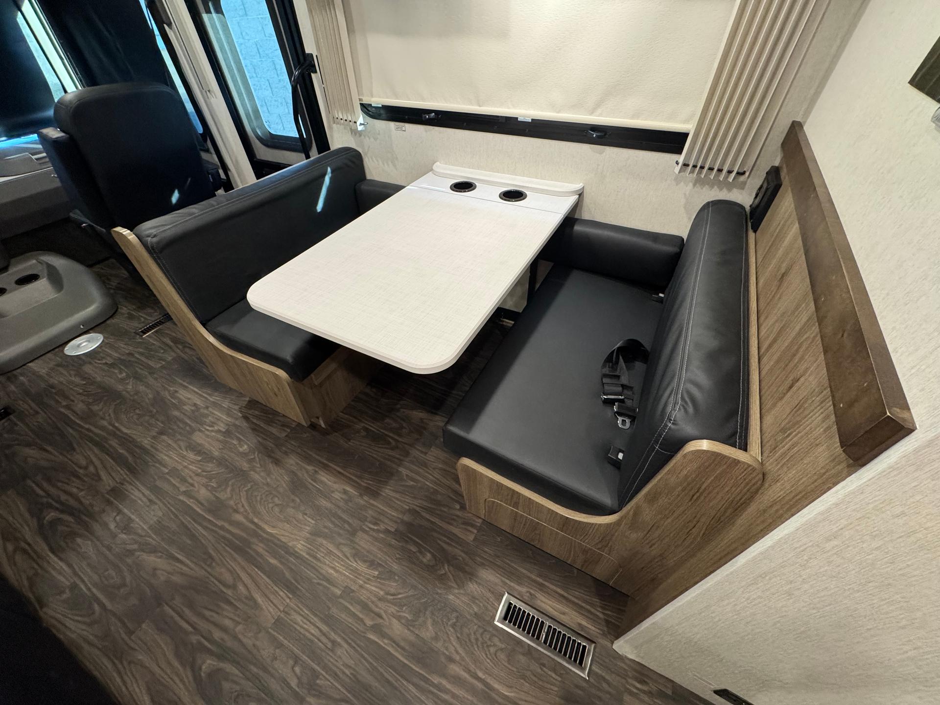 2024 Winnebago 2024 Winnebago Vista NPF - thumbnail 24
