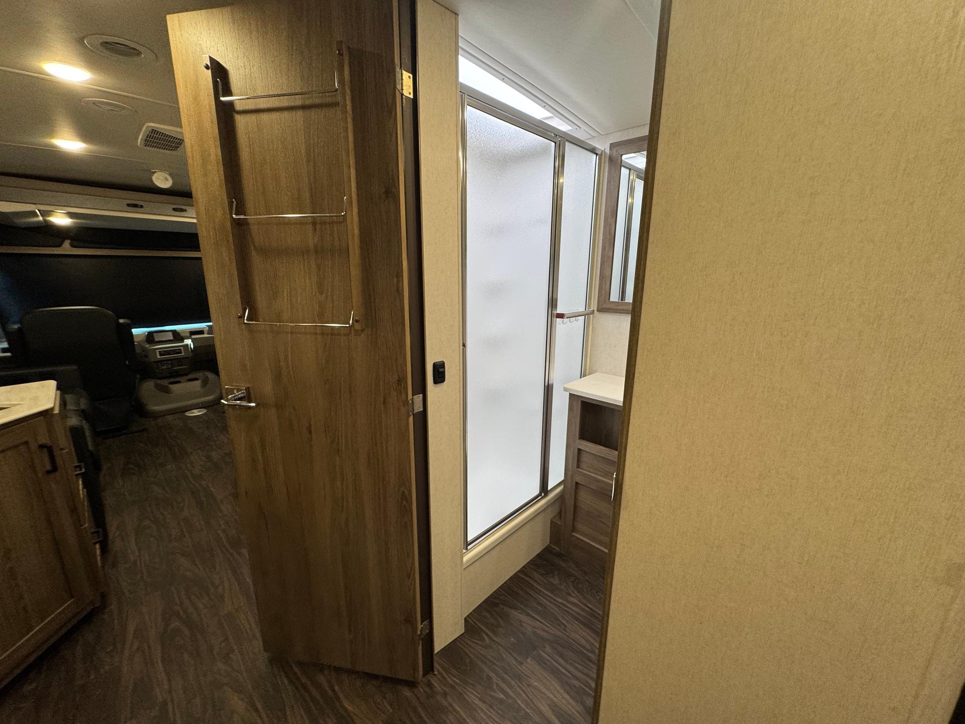 2024 Winnebago 2024 Winnebago Vista NPF - thumbnail 47