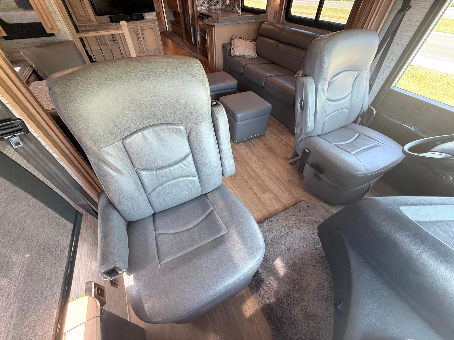 2019 Newmar 2019 Newmar Canyon Star - thumbnail 9